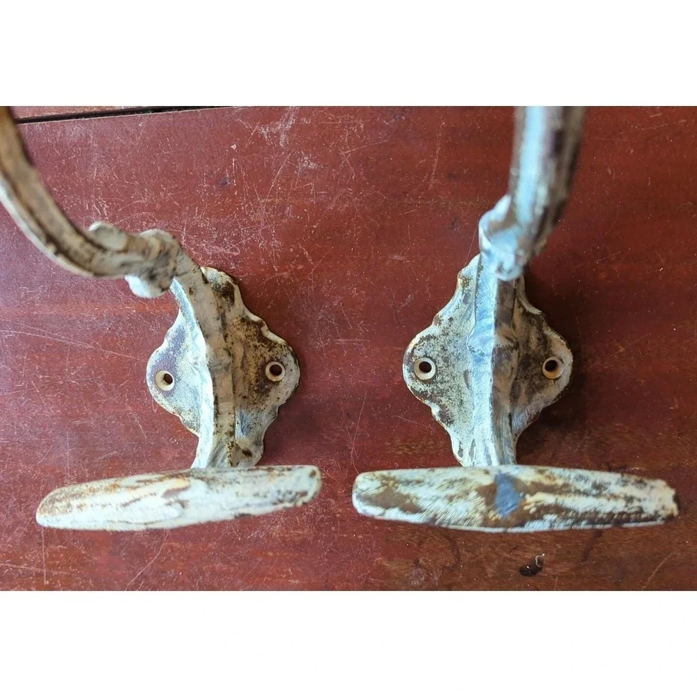 New Pair of Beautiful Large Cast Iron Wall Hook Coats Towels Cap Holder 7.5